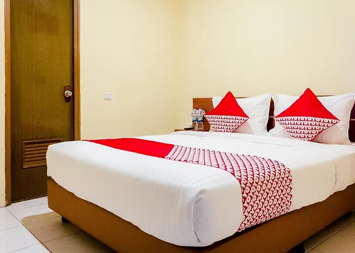 Oyo 137 Permata Tawakal Hotel Jakarta